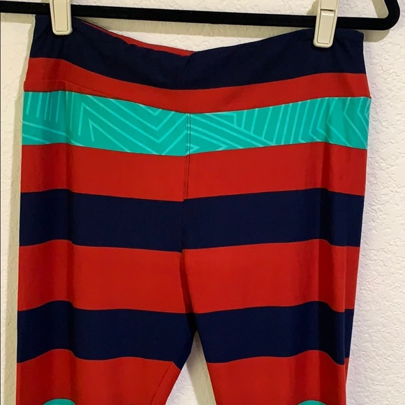 NWT Tall and Curvy LuLaRoe Leggings - Picture 2 of 4